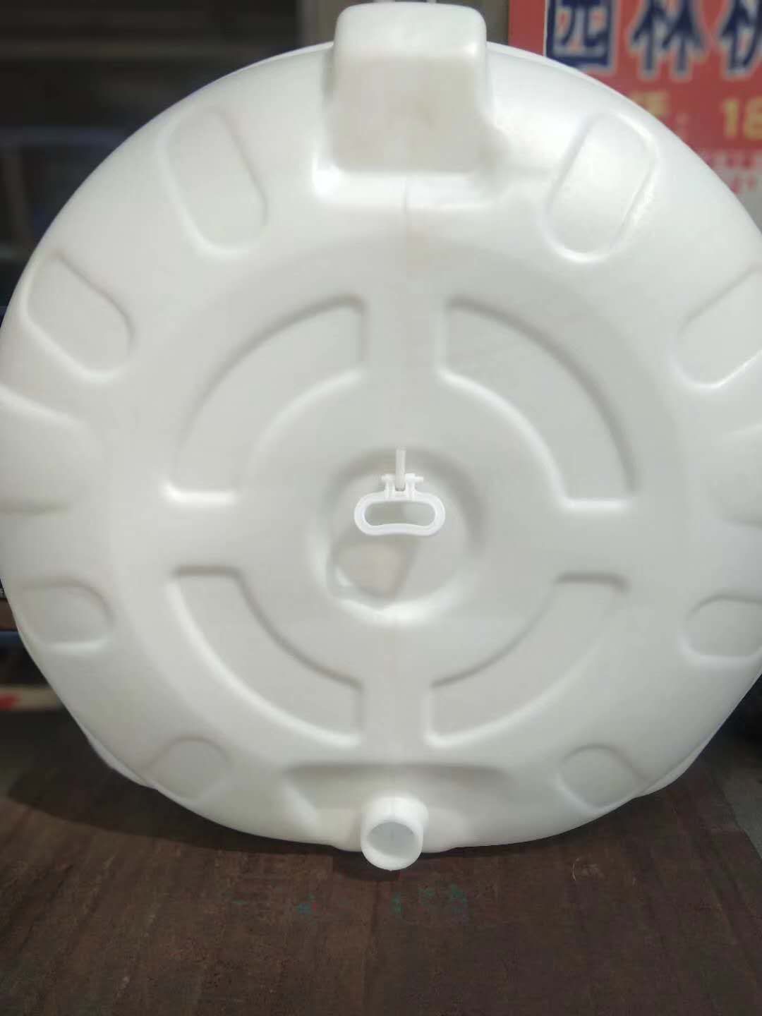 1噸塑料桶，1噸塑料水塔