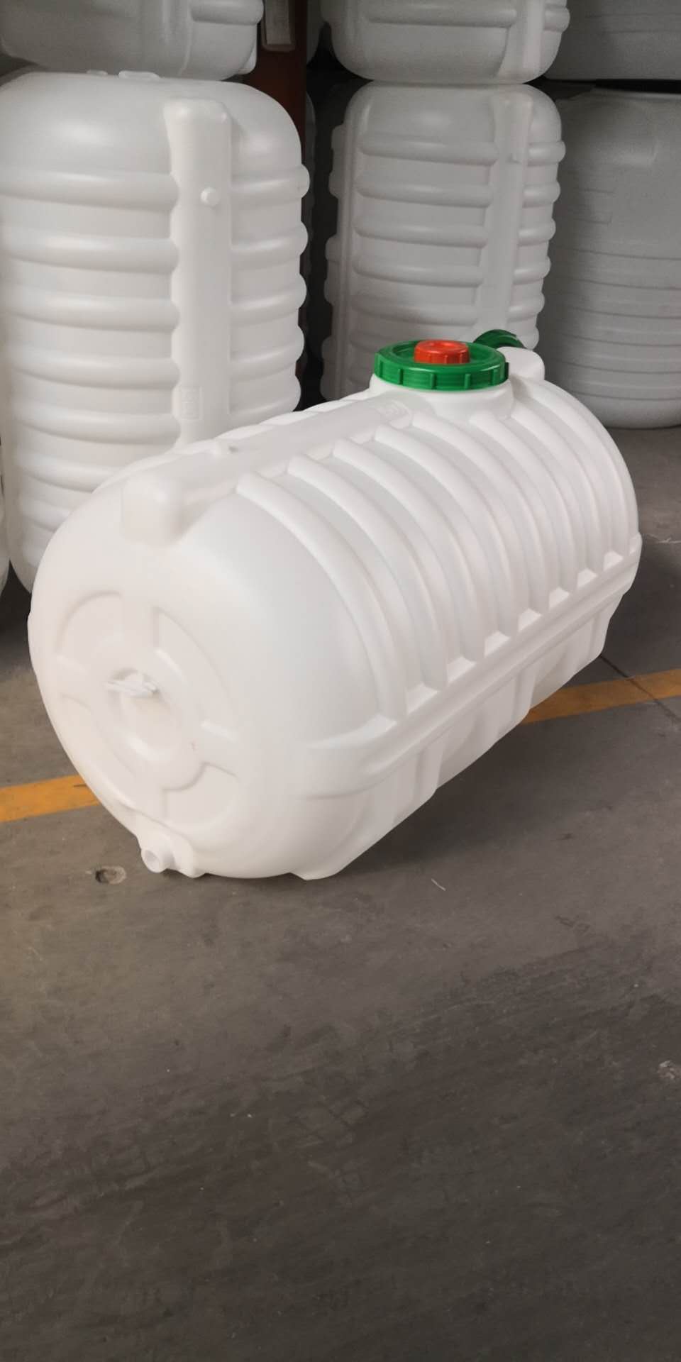 1噸塑料桶，1噸塑料水塔